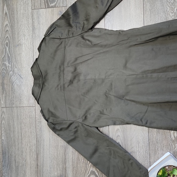 Olive green blazer Size M - Picture 3 of 4